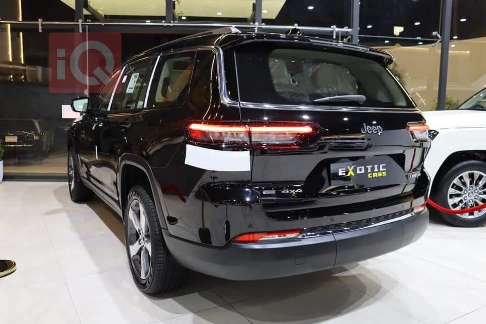 جیپ L گراند شیرۆکی